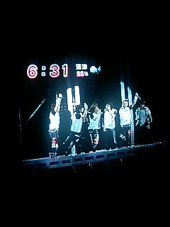 KAT-TUN�I�I